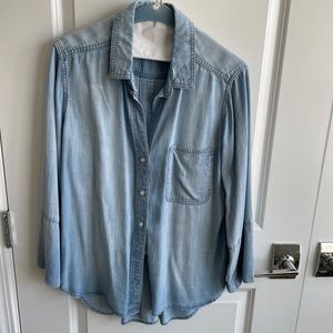 NWT Chelsea & Violet Button Down Shirt Size Large